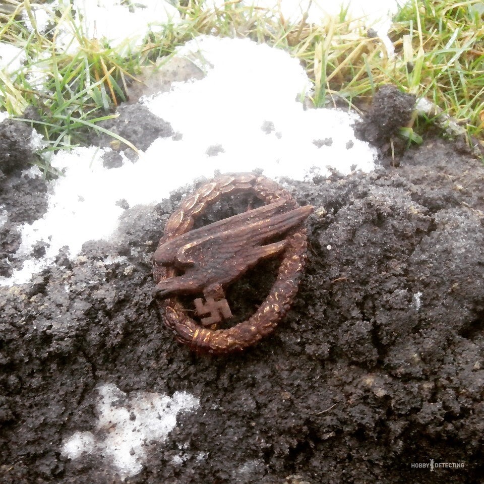 4 комментария: Военные находки на чердаке. Фото